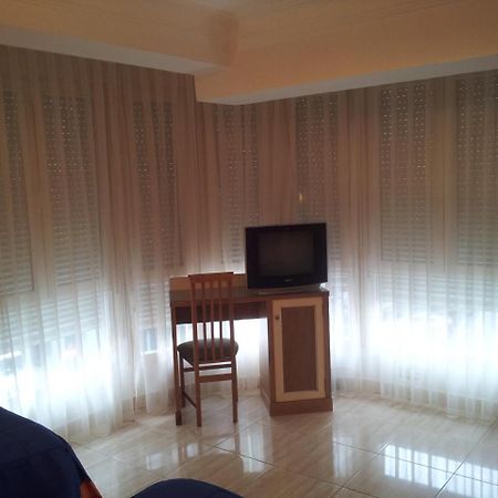 ميراندا دي إيبرو Hostal Conchi المظهر الخارجي الصورة