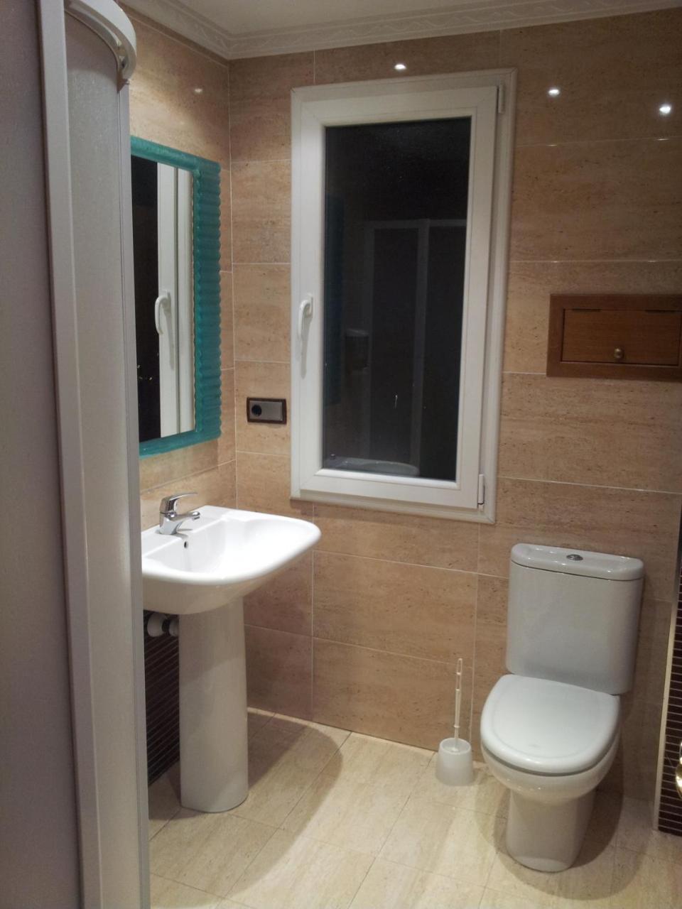 ميراندا دي إيبرو Hostal Conchi المظهر الخارجي الصورة