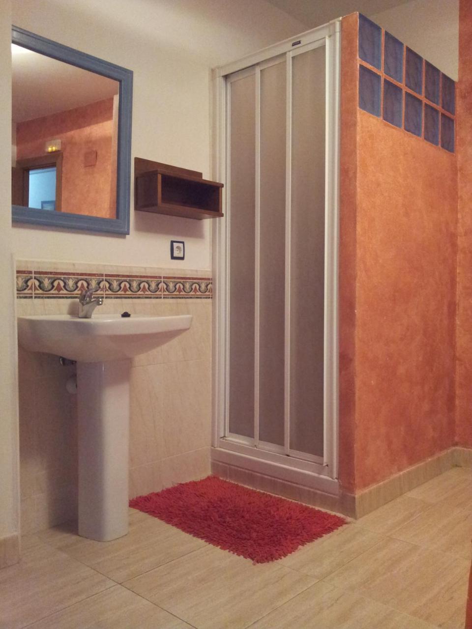 ميراندا دي إيبرو Hostal Conchi المظهر الخارجي الصورة
